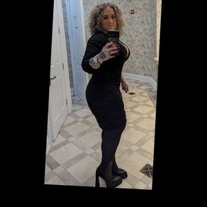 Meet your Posher, Danielle